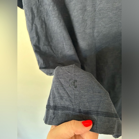 Lululemon Mens Sz Medium Navy Blue Shortsleeve T-Shirt - Picture 5 of 5